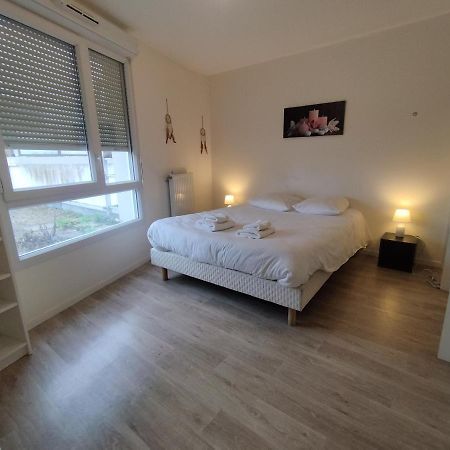Saint Denis Appartement 2 Chambres Avec Parking ภายนอก รูปภาพ
